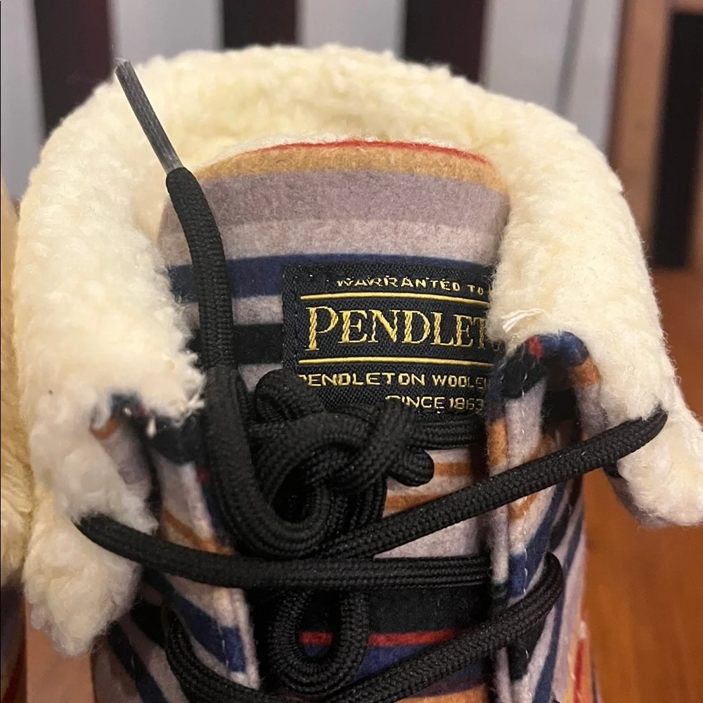 Pendleton Bridger Stripe Mid Duck Boots new Rain Snow Women’s Size 7